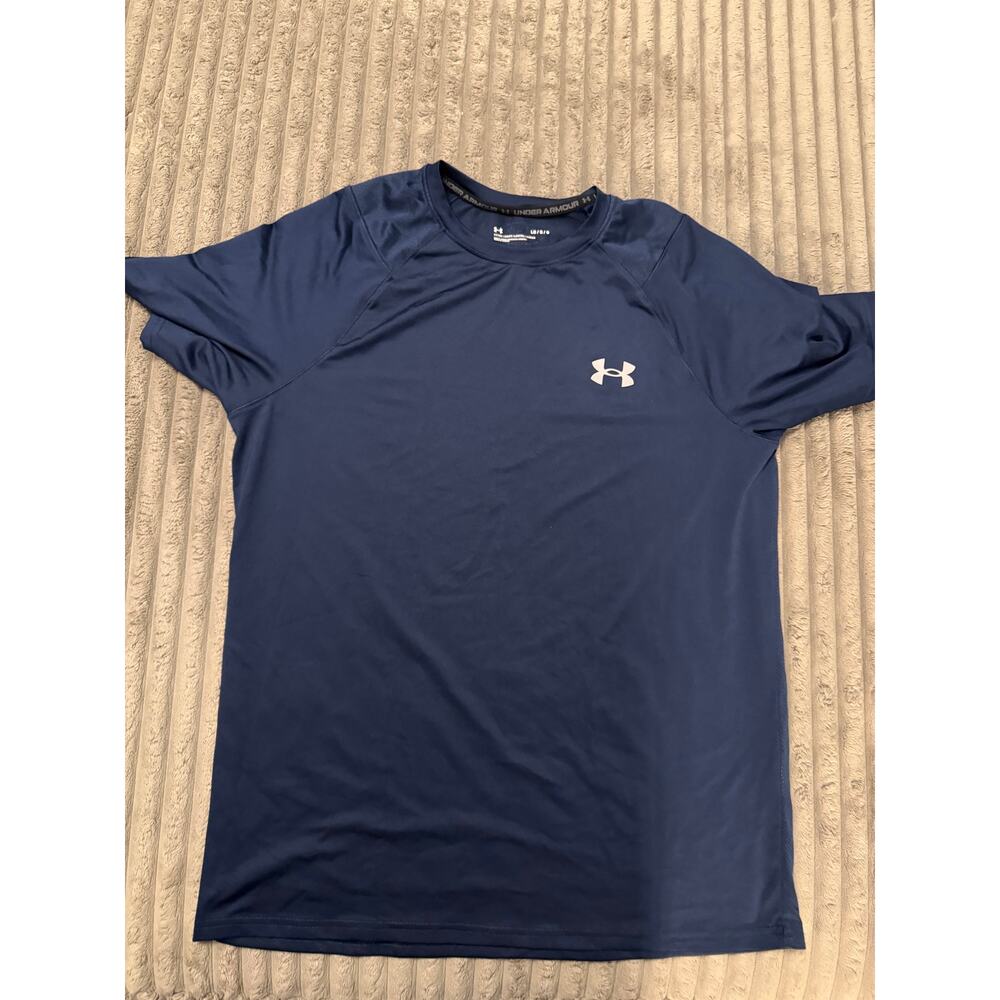 Under Armour Lot of 2 T-Shirts Men’s Size Large